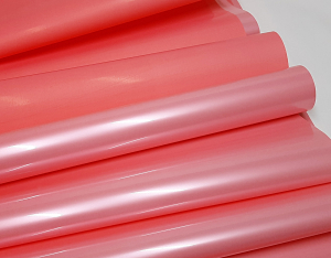 Калька  для упаковки цветов , цвет розово-кораловый .( 60х1000 см )