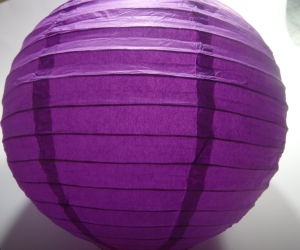 Шар декоративный , сиреневый , диаметр 25 см.