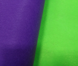 Фетр ( 2 листа  50х70 см , цена за 2 шт )