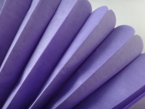 Сиреневый помпон - 25 см (7547 )