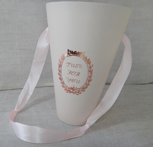 Коробка для цветов  (1 шт , диаметр 15х20 высота см)