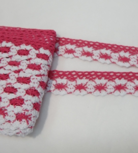 Кружево хлопковое 301385 цв. белыйс малиновым( ширина 3 см , 5 метров )