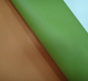 Бумага для упаковки подарков ( 10 метров х70 см ). Двухсторонняя .