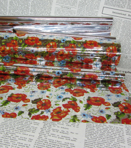 Пленка фольгированная  для упаковки цветов , подарков,декора.( 70х3000 см )